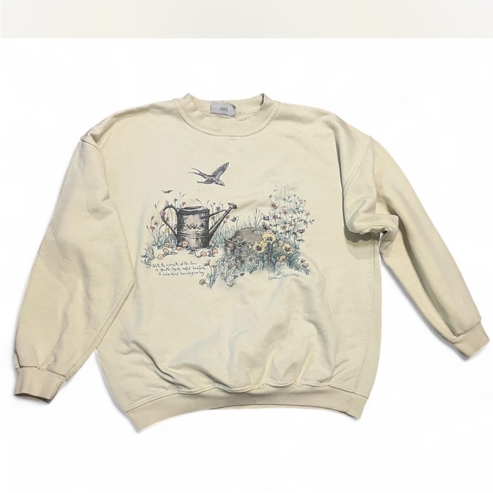 Northern Reflections Beige Graphic Crewneck Sweater